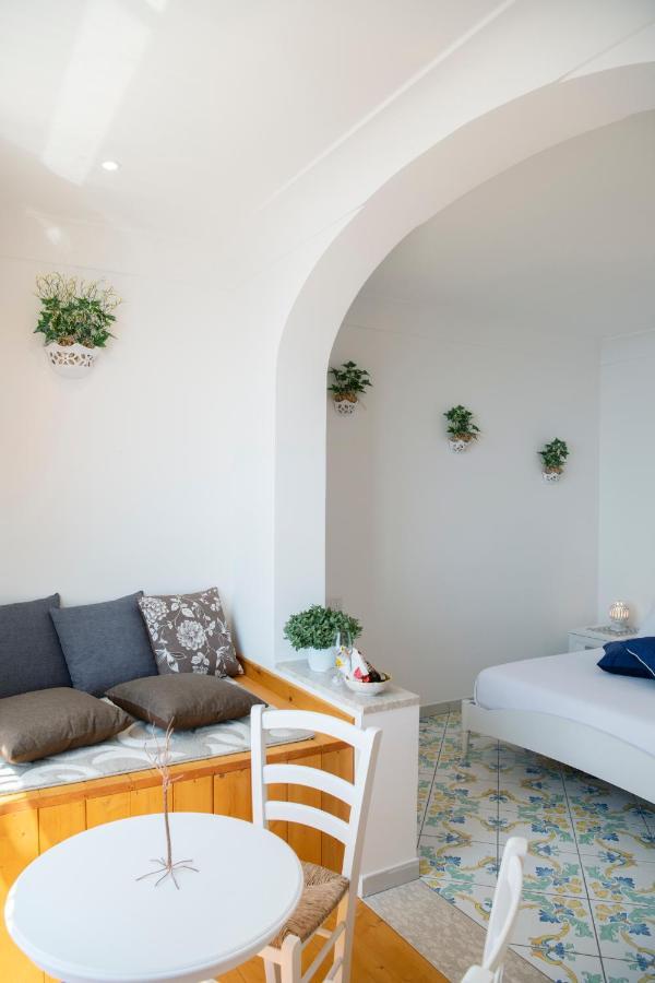 La Borragine Rooms 포지타노 외부 사진